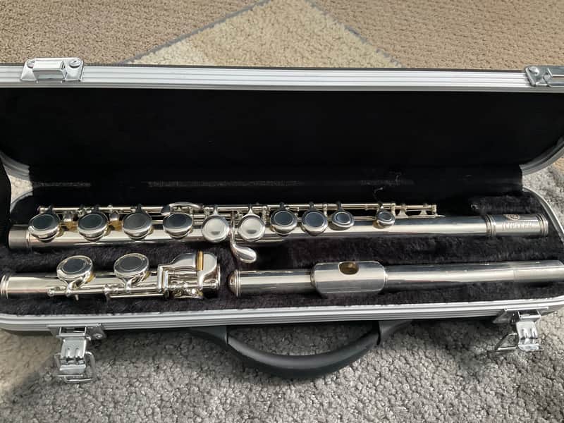 Jupiter Closed Hole Flute All New Pads/Case image 1