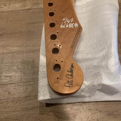 Reverend  Eastsider T body and neck image 3