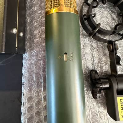 AKG C12 VR 1998 - Gold and green image 6