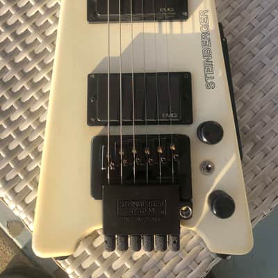 Steinberger GLB 2S 2000's - White MADE IN THE USA GIBSON FACTORY image 8