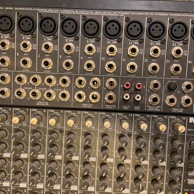 Mackie 1604-VLZ Pro 16-Channel Mic / Line Mixer 2000 - 2007 - Black image 3