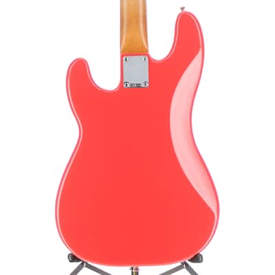 Fender Certified Pre-Owned Vintera® II Road Worn® '60s Precision Bass®, Rosewood Fingerboard, Fiesta Red (P9) (98077) image 2