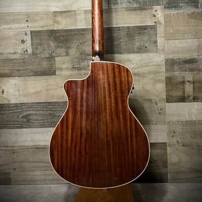 Walden G633RCE-G/W Natura Solid Cedar Top/Ovangkol Maple Armrest Grand Auditorium Acoustic Cutaway-Electric - Gloss Natural (G633RCE-G/W) image 4