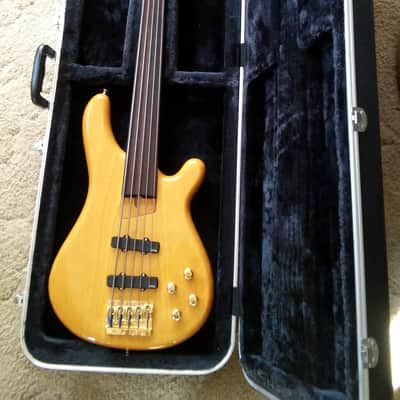 Fernandes  APB 100 unlined fretless 5 string bass 1990s EMG electronics/PUs + hard poly plastic case image 12