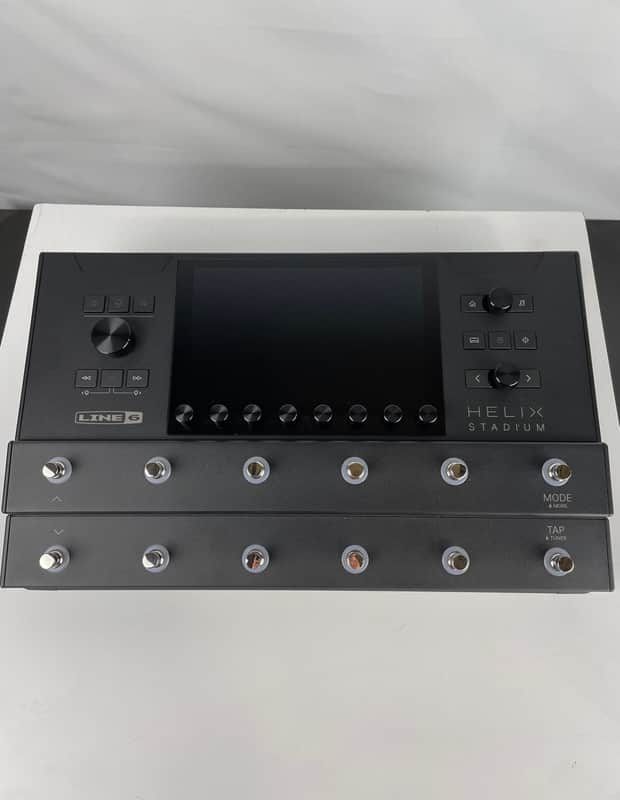 Line 6 Helix Stadium Floor Multi-Effects Processor image 1