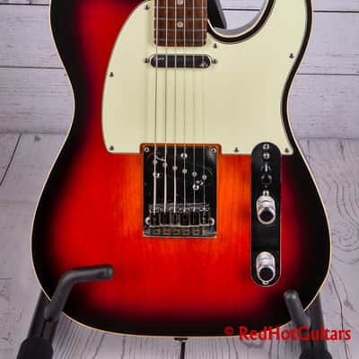 Fender American Deluxe Telecaster Rosewood Fretboard 2012 3- Color Sunburst - Excellent Condition image 3