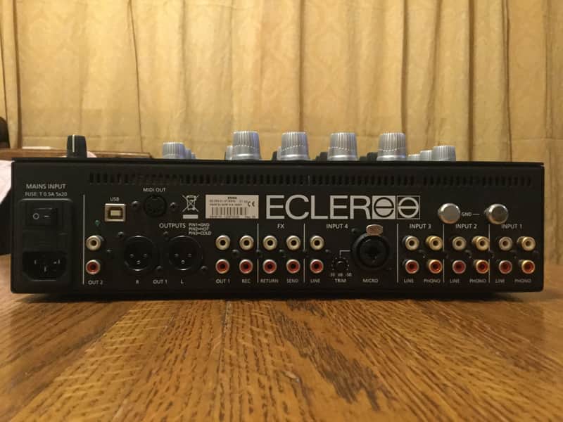 r*3様 ECLER EVO 4 ジャンク Ecler Evo 4 Black/grey | Reverb