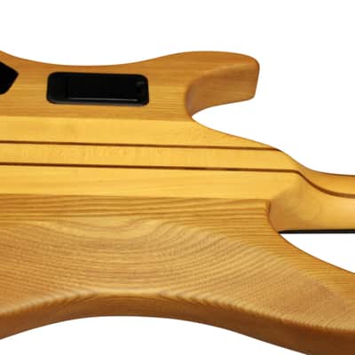 BootLegger Guitar Absinthe Long Scale Headless EMG Active 4 String 2026 - Clear Honey Matte image 6