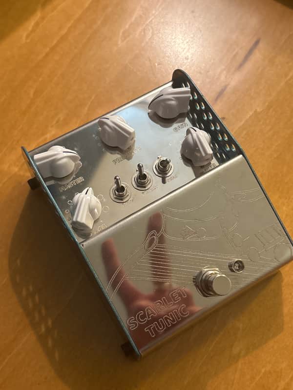 ThorpyFX Scarlet Tunic Analog Amp Emulator 2022 - Present - Chrome image 1