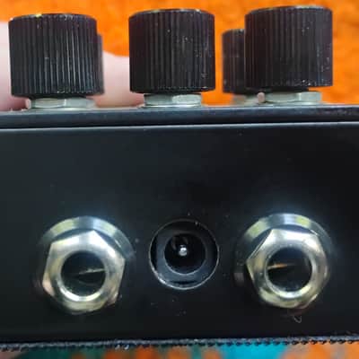 REVV G4 Distortion 2018 - 2021 - Black image 3