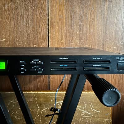 Roland R-8M total percussion sound module 1U-rack module New internal battery image 4