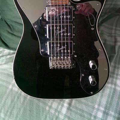 Fender John 5 Artist Series Signature J5 Triple Telecaster Deluxe Black & Hard Case - Partly Working image 2