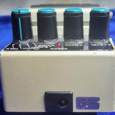 Boss DD-2 1984 - SDE-3000 Chip image 6