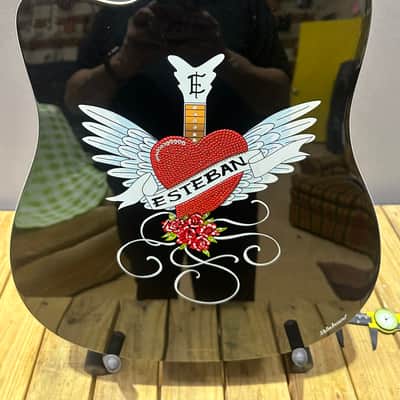 Esteban Crystal Heart Single cut acoustic image 5