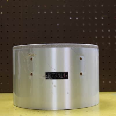 1980s Tama Imperialstar 6.5x10 Tom Tom Shell in Metallic White image 1