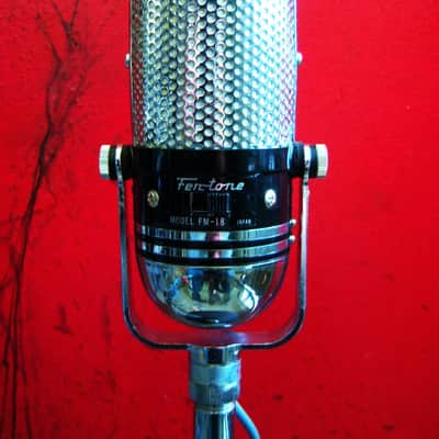 Vintage 1960's Fen-tone FM-18 crystal pill microphone High Z with cable & box Calrad Lafayette Olson image 2