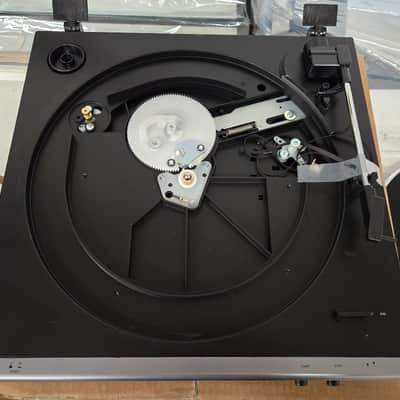 Audio-Technica AT-LP60X-GM Fully Automatic Belt-Drive Turntable, Gun Metal image 6