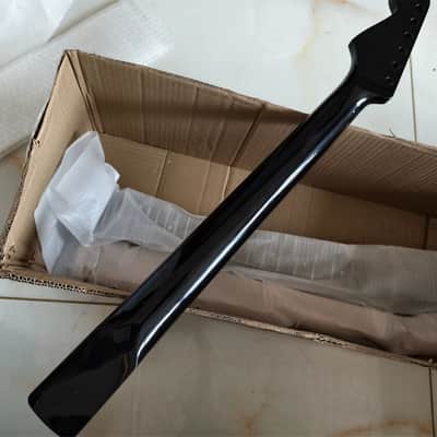 Fretless Electric guitar neck part 22 Fret 25.5 Inch Rosewood Black Gloss image 7