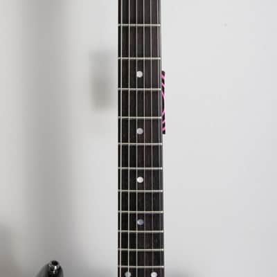 Kramer Baretta 1987 - "The Fly" Airbrush graphic image 4