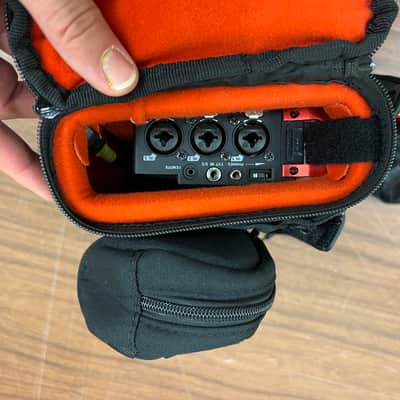 TASCAM DR-701D PCM Field Recorder with K-Tek Stingray MixPro Audio Bag and KSWB1 Waist Belt Kit image 5
