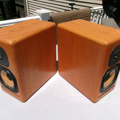 Pickup Mass Vintage Focal Bookshelf Speakers w Custom Solid Oak Cabintets France image 2