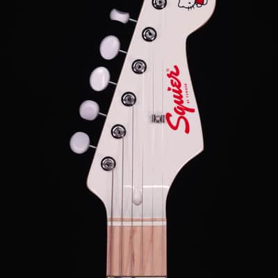 Fender® x Hello Kitty® White Stratocaster® image 9