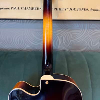 Eastman AR503CE Archtop Single Cutaway 2010 - Present - Sunburst image 9