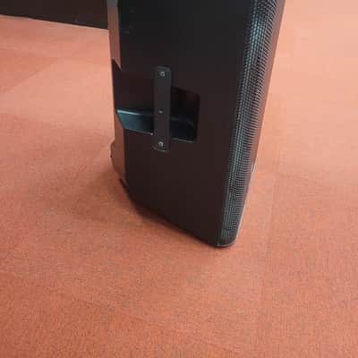 Yamaha DXR12 mkII 2-Way 1100-Watt 12" Active Loudspeaker 2019 - Present - Black SET OF 2 image 4