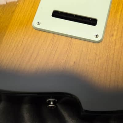Vola OZ RV MC Electric Guitar + Sunburst Finish image 20