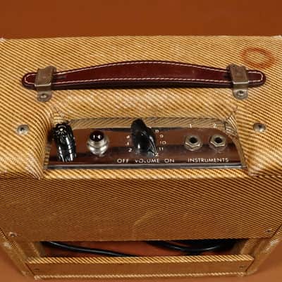 1957 Fender Champ Amp Tweed 5F1 - Narrow Panel image 5