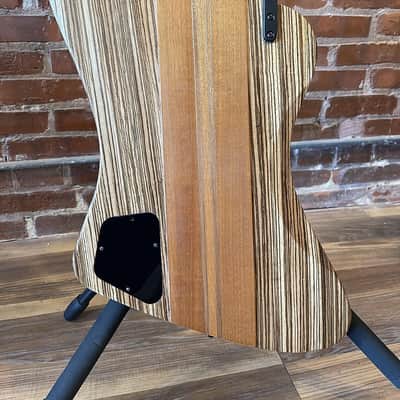 Gibson 2007 Thunderbird Zebrawood with Case image 6