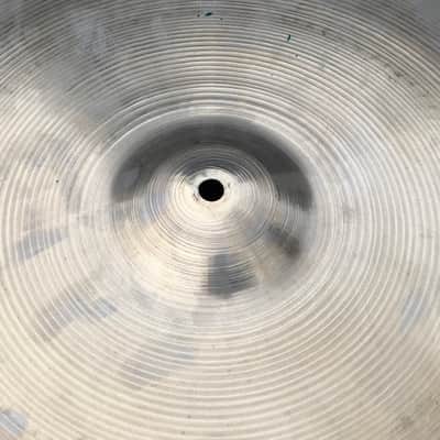Zildjian 16" A Series Medium Thin Crash Cymbal image 6