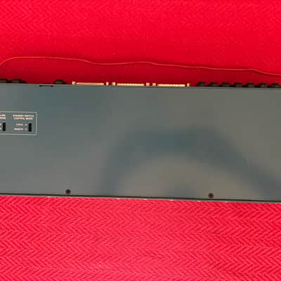 Radial SW8 MK2 8-Channel Passive Auto-Switcher + 2 Power Supplies ! image 6