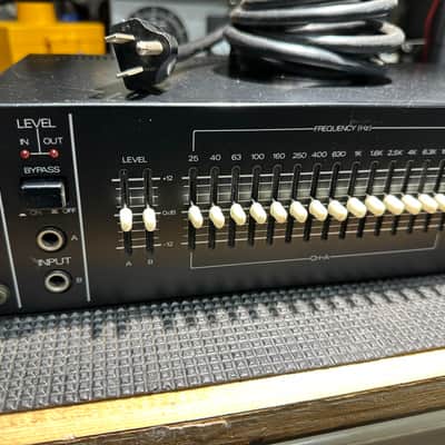 Roland SEQ-315 Graphic Equalizer image 4