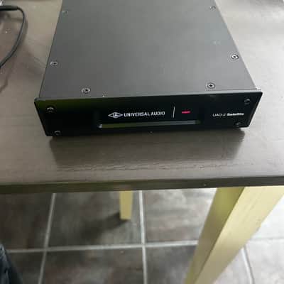 Universal Audio UAD-2 Satellite QUAD Core Thunderbolt DSP Accelerator 2019 - 2020 - Black WITH 2 Thunderbolt cables and adapters image 1