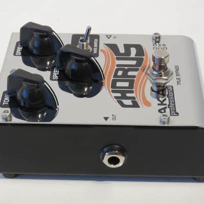 Akai Professional Analog Custom Shop Chorus Guitar Effects Pedal - Mint image 5