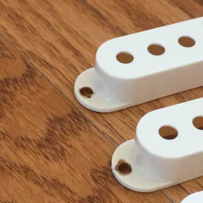 Complete Fender Strat Knobs Pickup Covers Set Light NOS Relic Parchment Green Fonts Numbers image 4