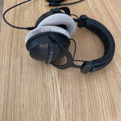 Beyerdynamic DT 770 Pro 250 Ohm 2010s - Black image 3