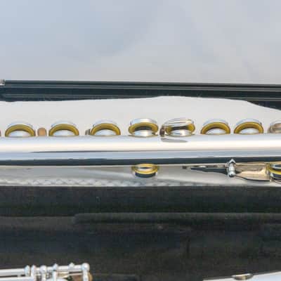 Yamaha YFL-200AD II Advantage Flute *Cleaned & Serviced *Ready to play image 11