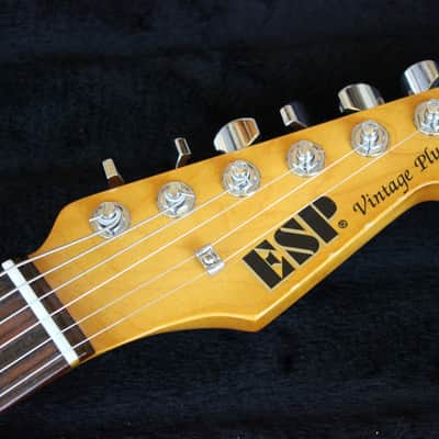 ESP Vintage Plus/R Distressed White image 9