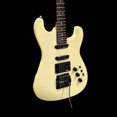 Charvel Model 4 HSS with Rosewood Fretboard 1986 - 1989 - Pearl White - x3797 image 3