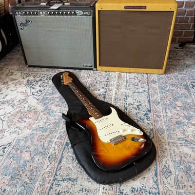 Used Fender MIM Classic Player 60s Stratocaster - 3 Tone Sunburst image 10