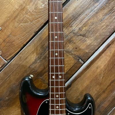 1977 Fender Mustang Bass, Three Tone Sunburst image 6