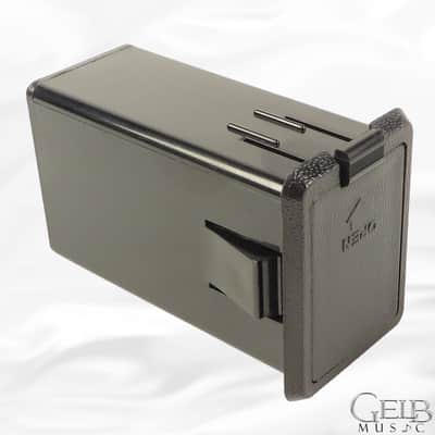Yamaha 22834200 Battery Holder for APX500 and FG411CE - 22834200 image 1