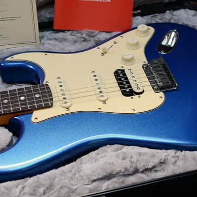 Fender American Ultra Stratocaster HSS with Rosewood Fretboard 2019 - 2025 - Cobra Blue image 6