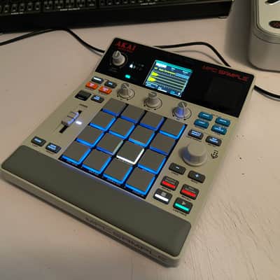 Akai MPC Sample 2025 - present - Gray image 4