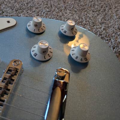 Squier Paranormal Troublemaker Telecaster Deluxe 2024 - Present - Ice Blue Metallic image 5