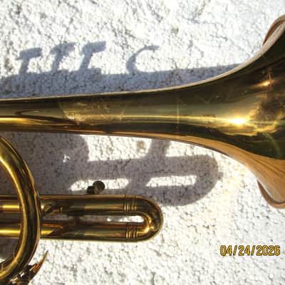 Holton Collegiate Cornet, 1940, Gold, Case, Very Clean image 10