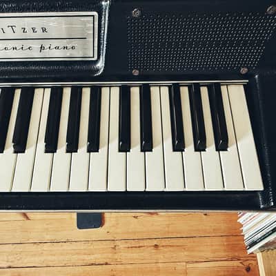 Wurlitzer 200A image 13