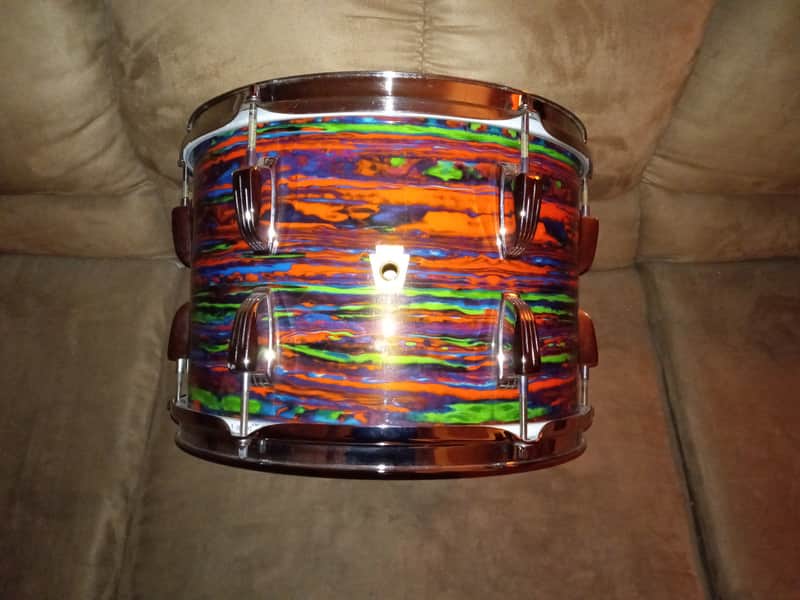 Ludwig 9X13 TOM LATE 70'S EARLY 80'S - PSYCHEDELIC RED WRAP image 1